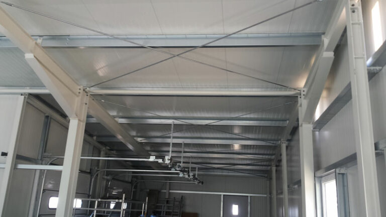 hallenbau_halle-innen